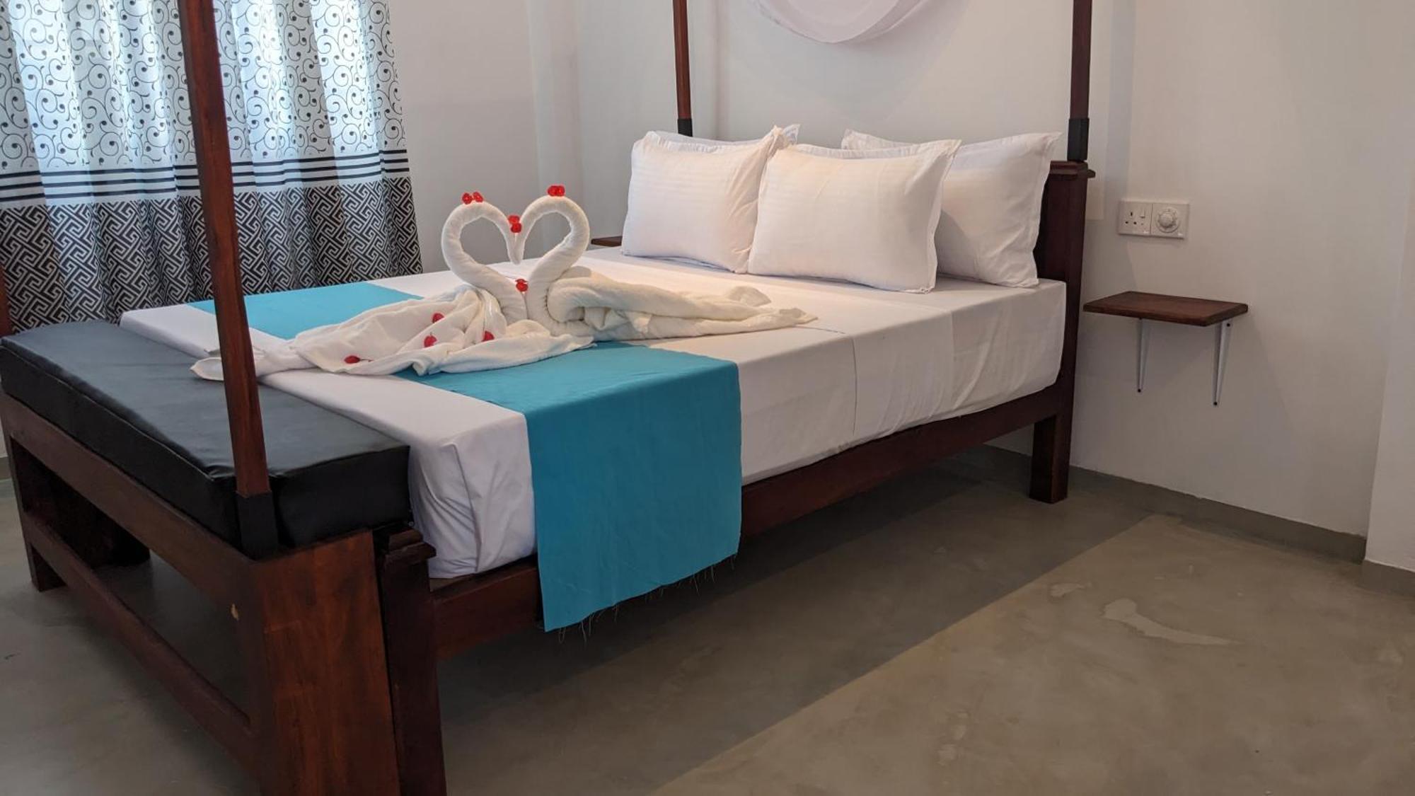 Hiriketiya Hideaway Hotel Диквела Екстериор снимка