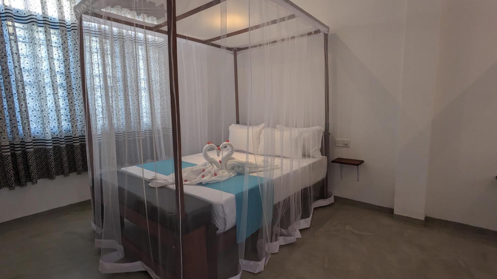 Hiriketiya Hideaway Hotel Диквела Екстериор снимка