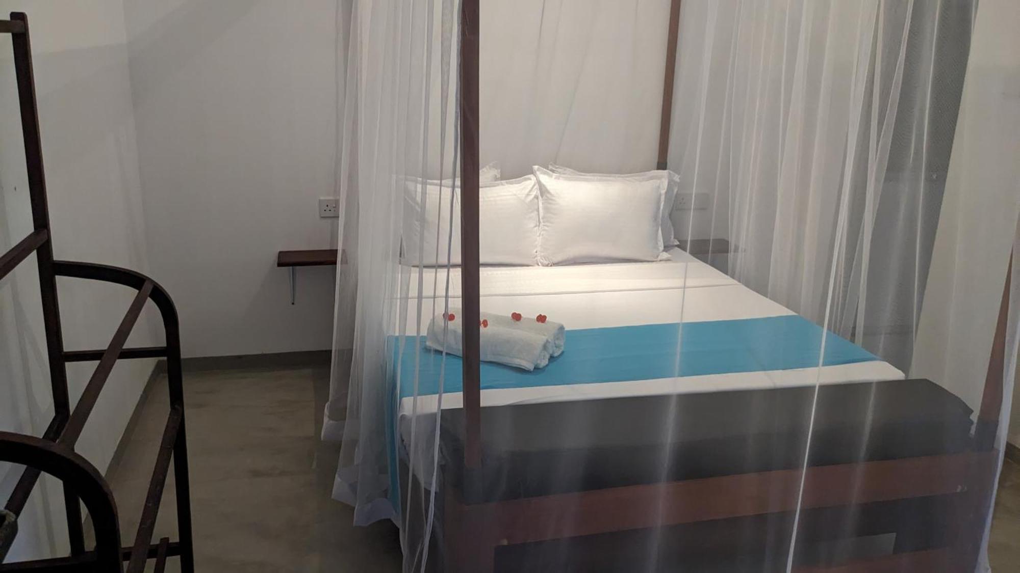 Hiriketiya Hideaway Hotel Диквела Екстериор снимка