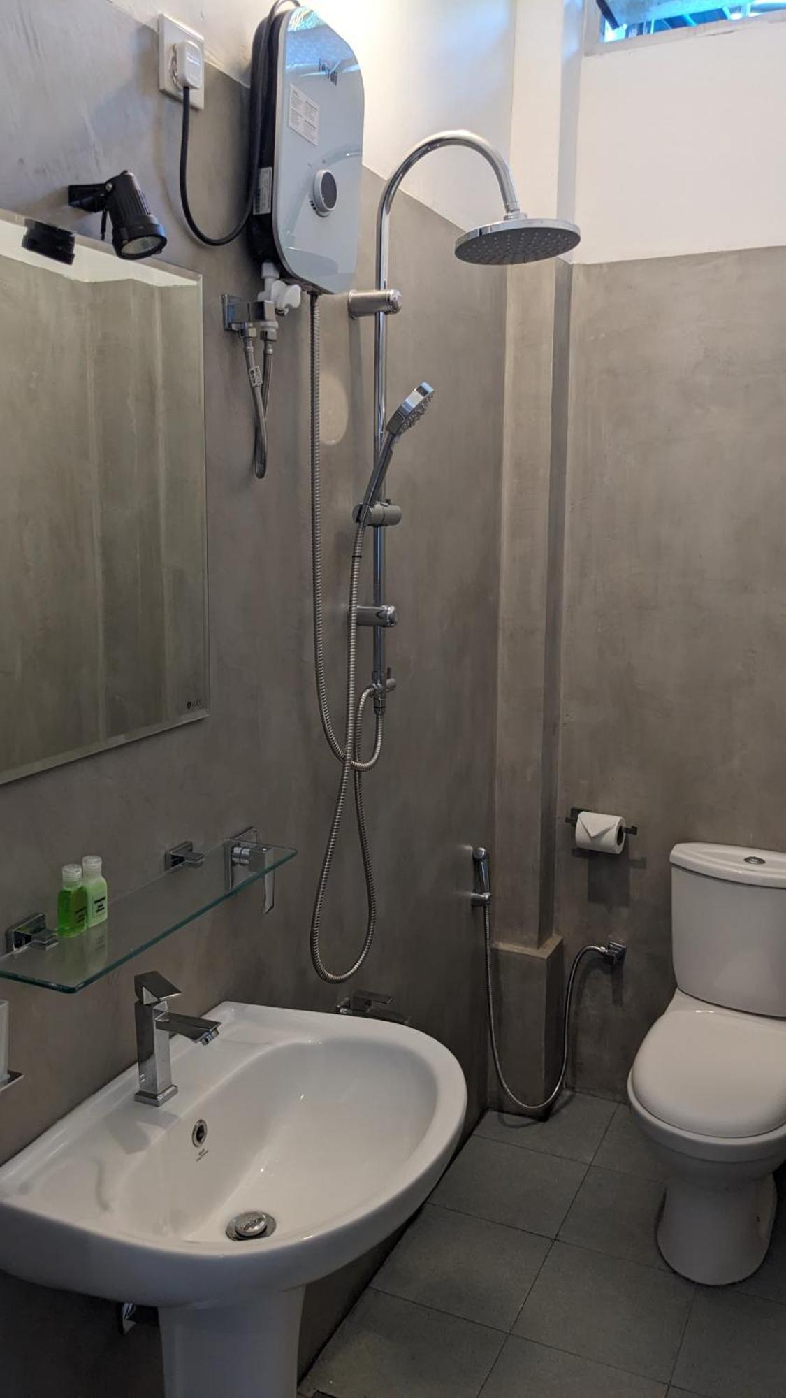Hiriketiya Hideaway Hotel Диквела Екстериор снимка